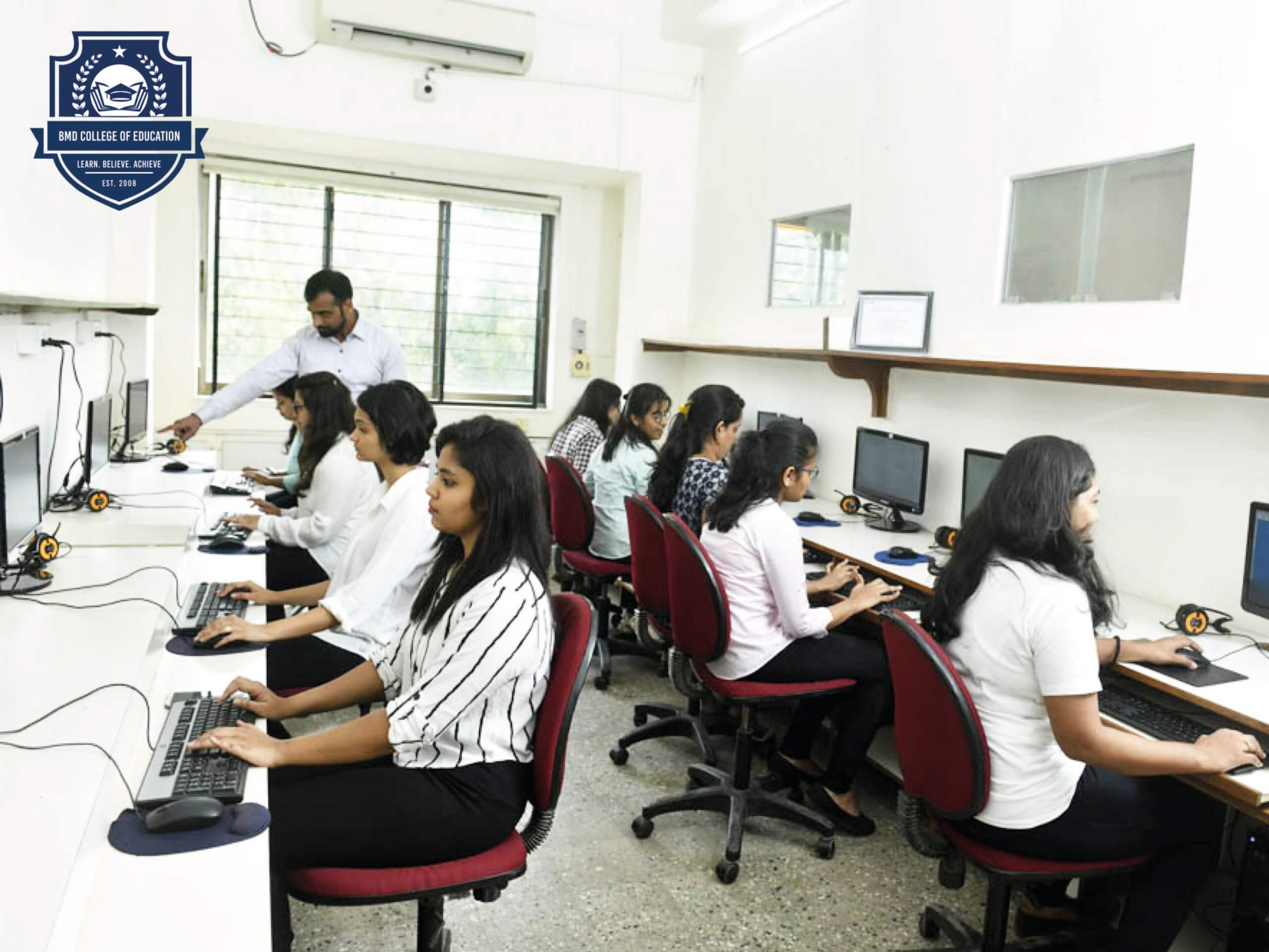 Computer Lab of bmd college of education rewari